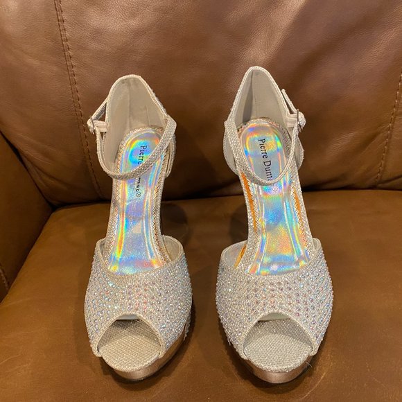 Pierre Dumas Rhinestone Wedge Sandal GORGEOUS! Size 7 Silver - Picture 3 of 11